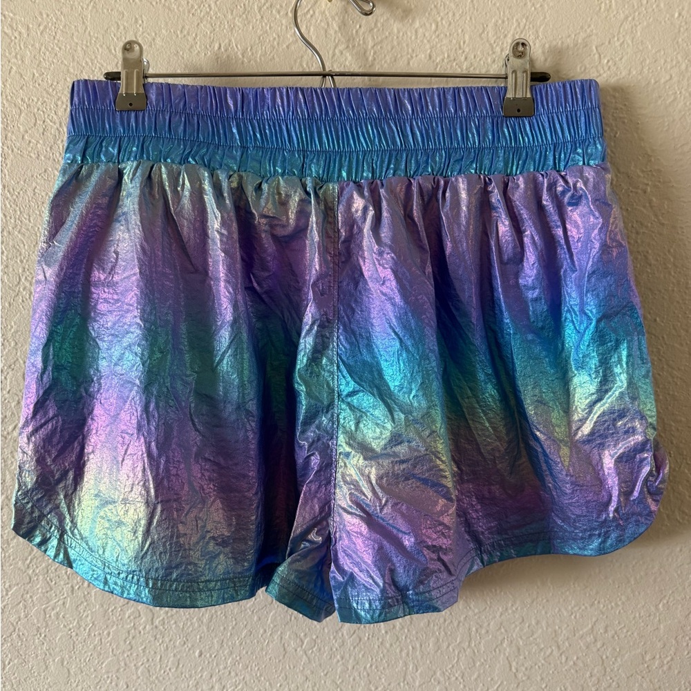 NWT Eleven Venus Williams Light It Up Shorts Size L Blue Iridescent Run Athletic - Picture 2 of 7
